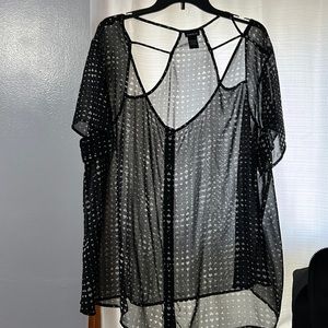 Black white hearts open back